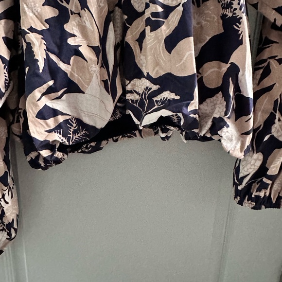 Jo Faulkner for Maeve Poplin Bubble Blouse - Picture 4 of 5